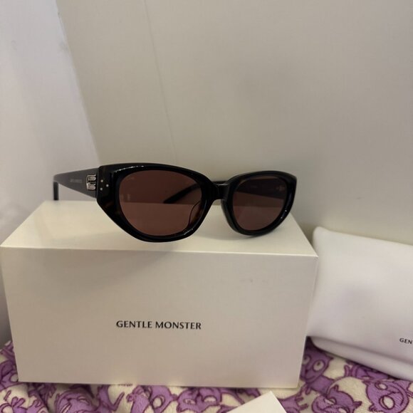 Viral Gentle Monster BONI Tortoise Sunglasses